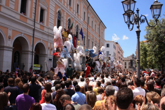 Clicca per vedere l'immagine alla massima grandezza